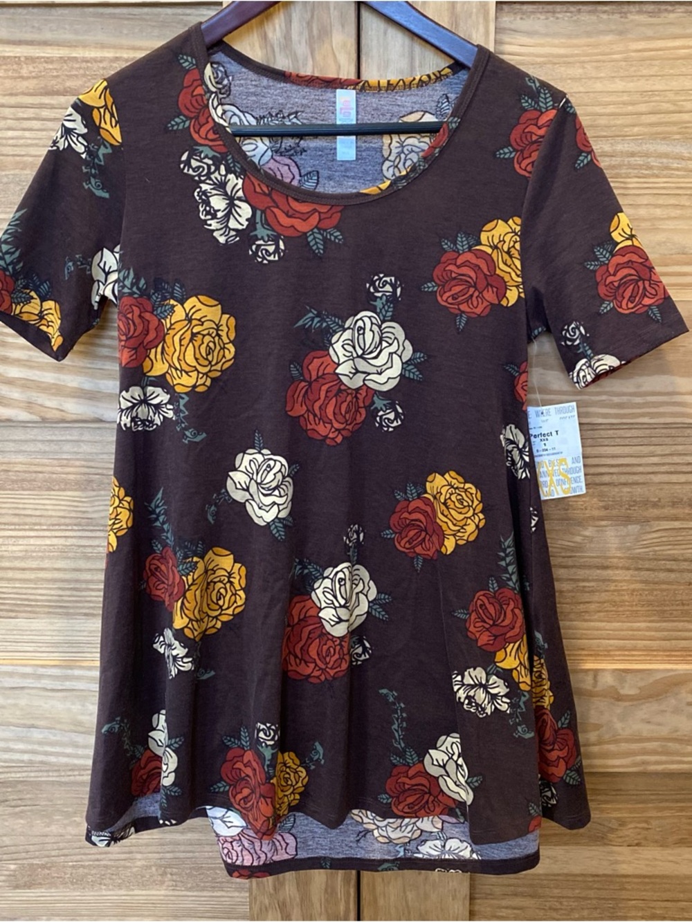 Lularoe Women's Perfect T Brown Swing Top cream mustard rust rose print Sz Small